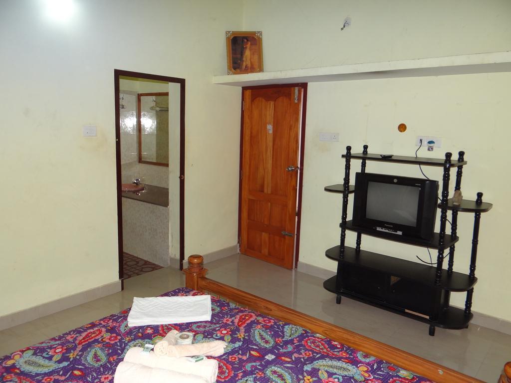 Ashiyana Cliff And Beach Resort فاركَالا الغرفة الصورة